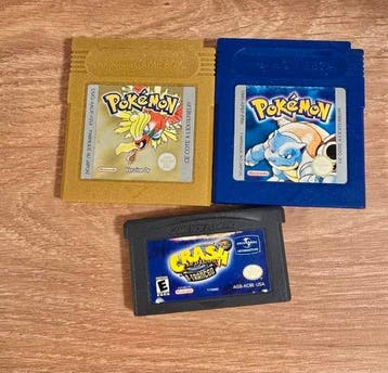 Nintendo - Gameboy Color - Pokémon Version Or, Pokémon, Spelcomputers en Games, Nieuw