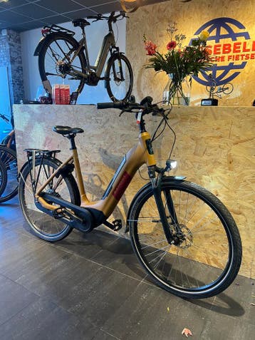Batavus Altura D56 Bosch Performance line 400Wh, Gebruikt, Batavus, Ophalen of Verzenden, 50 km per accu of meer
