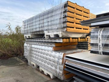 Dakplaten, B-keus, sandwichpanelen,  dakpanelen, Nieuw