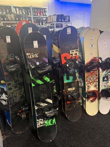 Voordelige snowboard sets || Rocker en camber || VEEL KEUS, Ophalen, Gebruikt, Board