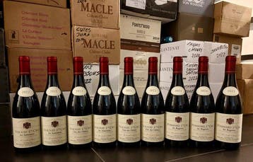 2022 x 3 Bernard & Thierry Glantenay Volnay Clos des, Nieuw