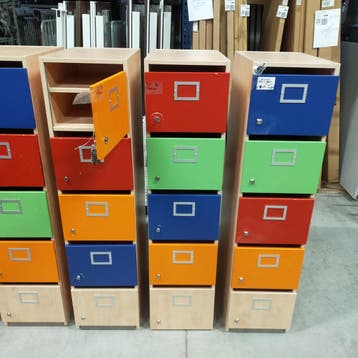 5-deurs Vepa houten lockerkast - 150x35x56 cm, Ophalen of Verzenden, Nieuw