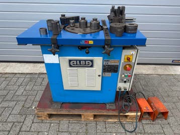 ALBA betonijzer buigmachine betonstaal buiger, Gebruikt