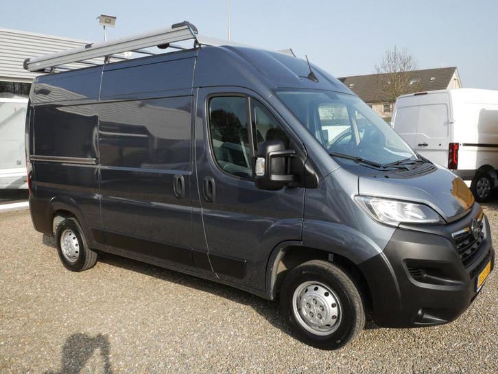 Opel Movano 2.2D 140PK L2H2 AC imperial ladder 14000km MARGE, Auto's, Bestelauto's, Dealer onderhouden, Lease, Handgeschakeld