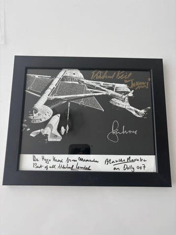 James Bond 007: Moonraker - Very Rare quadruple signed, Verzamelen, Nieuw