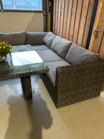 Mooie Wicker Hoekloungeset met Hoge Tafel en Glasplaat, Tuin en Terras, Tuinsets en Loungesets, 6 zitplaatsen, Zo goed als nieuw