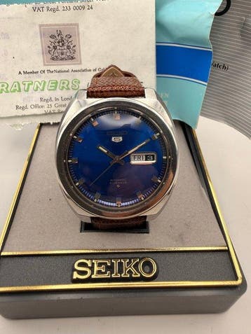 Seiko - Jumbo Cushion Case - Zonder minimumprijs - 6119-8273