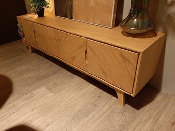 Luzern tv-dressoir **SHOWROOMMODEL**, Nieuw