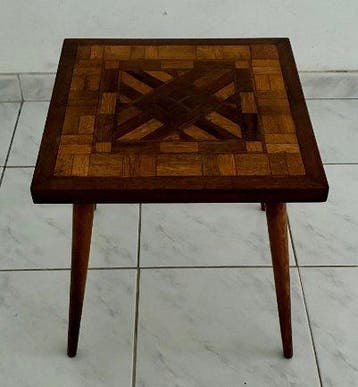 Bijzettafel - Hout - Vintage bijzettafeltje met ingelegd hou