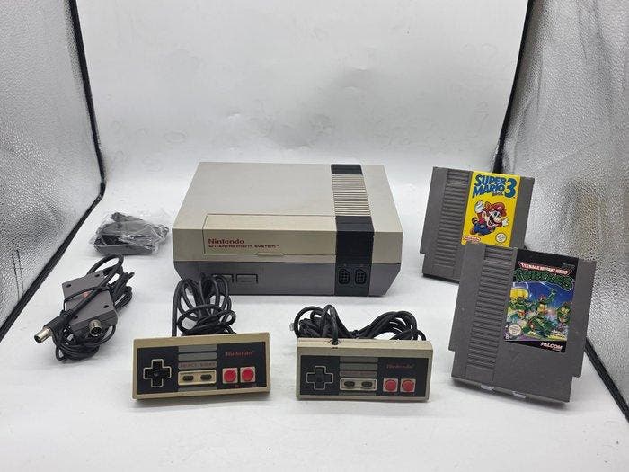 Nintendo - Nes - 8bit 1985 - PAL - Including Original Mario, Spelcomputers en Games, Spelcomputers | Overige Accessoires