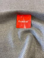 Kvadrat - Stof met een regelmatige geweven structuur,