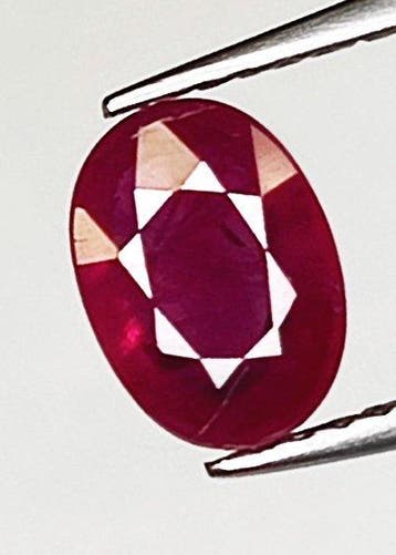 Robijn - 1.40 ct - Instituto Gemólogico Español (IGE) -, Nieuw