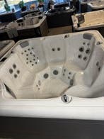 WINTERACTIE – Stellar Platinum Showroommodel Jacuzzi (6 P, Tuin en Terras, Nieuw