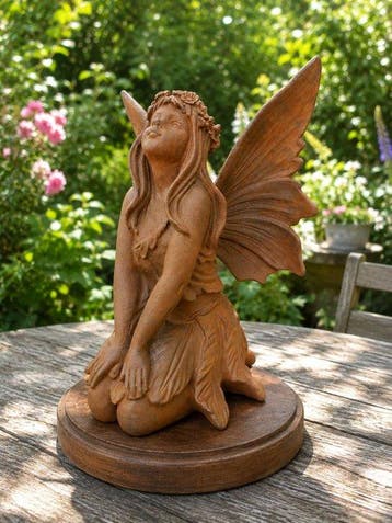 Beeld, metal statue of as dreaming fairy - 26.5 cm -