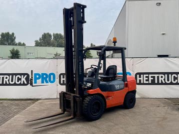 Toyota 7FDJF35 hh 500cm (1997) diesel 3000kg heftruck +VIDEO, 3000 tot 4000 kg, Diesel, Heftruck, Toyota