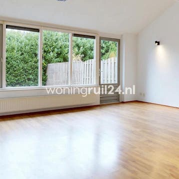 Woningruil - Koningshof 17 - 3 kamers en Utrecht, Huizen en Kamers, Utrecht