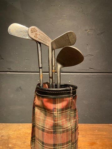 Vintage Tartan Golfbag with 4 golf clubs - Golftas