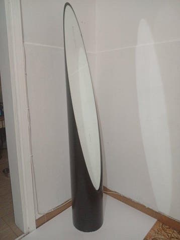 Vloerspiegel- Lipstick - ABS PVC - Spiegelmodel nagel 1970, Antiek en Kunst, Antiek | Meubels | Stoelen en Banken