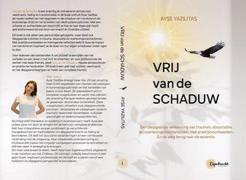 9789083497020 Vrij van de Schaduw | Tweedehands, Verzenden, Zo goed als nieuw, Ayse Yazilitas