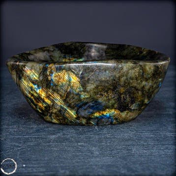 Natuurlijke labradoriet schelp – intensiever blauw