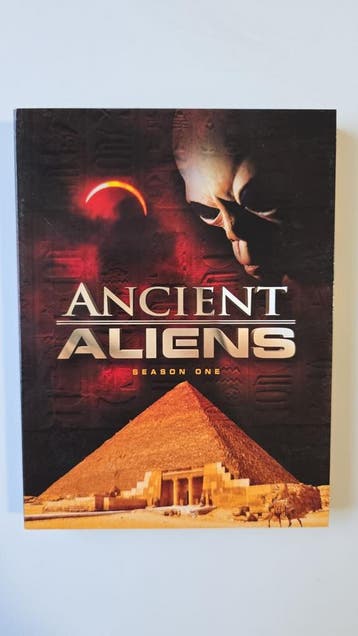 ANCIENT ALIENS SEASON 1 (DVD), Verzenden, Gebruikt