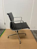 Vitra Eames Ea 108 Gemaakt van Origineel Bruin Leer, Bruin, Verzenden, Zo goed als nieuw, Bureaustoel
