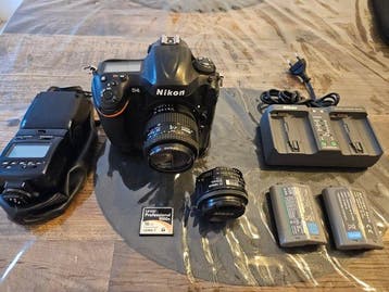 Nikon D4 + 50mm AFd + 35-70mm AFd Digitale camera, Audio, Tv en Foto, Nieuw