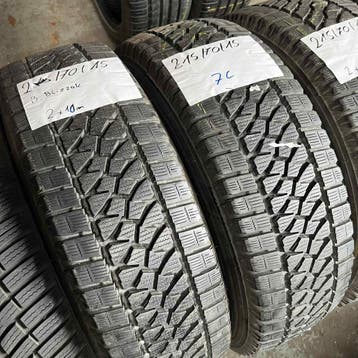 4 x Bridgestone Blizzak 215-70-15 C Winterbanden 10mm, Auto-onderdelen, Banden en Velgen, 15 inch, Band(en), Bestelwagen, Gebruikt