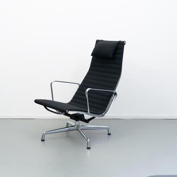 2x Vitra Eames EA 124 Lounge Zwart Hopsak - Chroom, 75 tot 100 cm, Ophalen of Verzenden, Zo goed als nieuw, Stof
