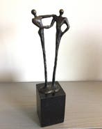 Corry Ammerlaan - sculptuur, “ DANK ! “ - 21 cm - Brons