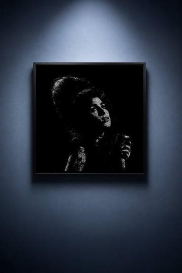 Tijs Dragtsma (1992) - A Voice Wrapped in Smoke