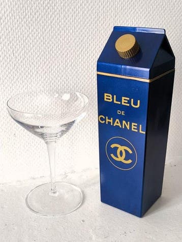 XTC Artist - Milk or Bleu de Chanel ?
