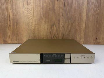 Pioneer - F-7 Tuner, Nieuw