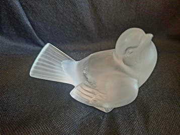 Lalique - René Lalique - Figuur - Moineau Moqueur Chanteur -