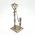 Beeldje - Lantaarn opsteker - Zilver