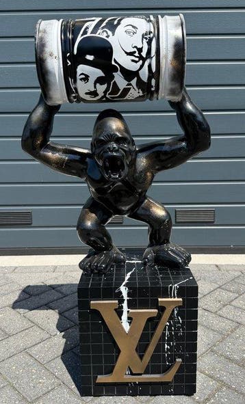 Daluxe Art - 1999 • XXL LV Charlie Chaplin Display - 100cm