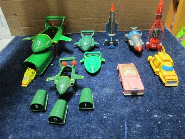 Matchbox - Speelgoed Thunderbirds lot voertuigen en, Antiek en Kunst, Antiek | Overige Antiek