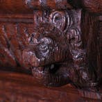 Wandkastje of wandrek met renaissance steekwerk 17e eeuw en, Ophalen of Verzenden
