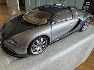 Autoart 1:18 - Model sportwagen - Bugatti EB 16.4 Veyron, Nieuw