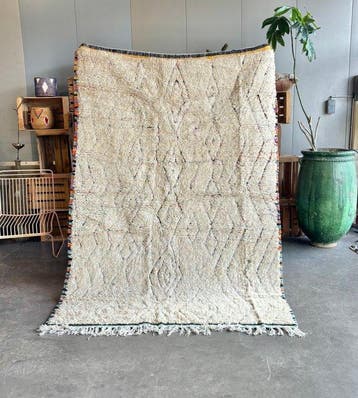 New Moroccan Berber Rug — Handmade Wool Beni Ouarain Carpet, Nieuw