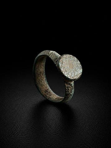 Islamitisch Brons Ring - 10e tot 13e eeuw na Christus, Antiek en Kunst
