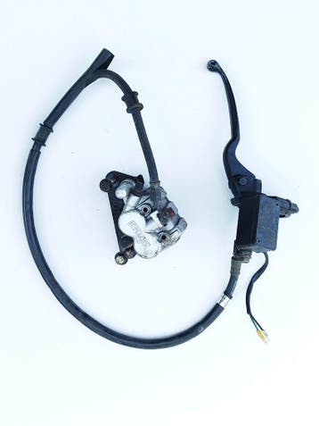 Remklauw met pomp en hendel / plug and play / Kymco Agility, Verzenden, Gebruikt, Frame