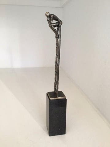 Corry Ammerlaan - sculptuur, “ De Denker “ - 23 cm - brons (