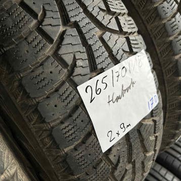 2 x Hankook 265-70-18 Winterbanden 9mm, Auto-onderdelen, Banden en Velgen, 18 inch, Gebruikt, 265 mm, Band(en)