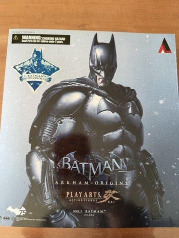 Square Enix - Action figure Play Arts Kai Batman Arkham, Nieuw