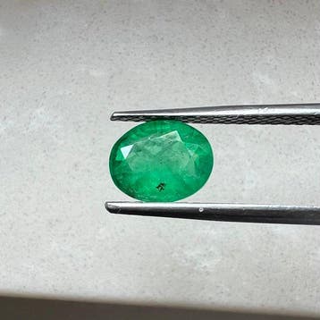1 pcs Groen Smaragd - 2.18 ct - International Gemological, Nieuw
