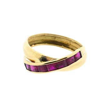 Gouden crossover ring met robijn, Gebruikt, Ophalen of Verzenden, 17 tot 18, Met edelsteen
