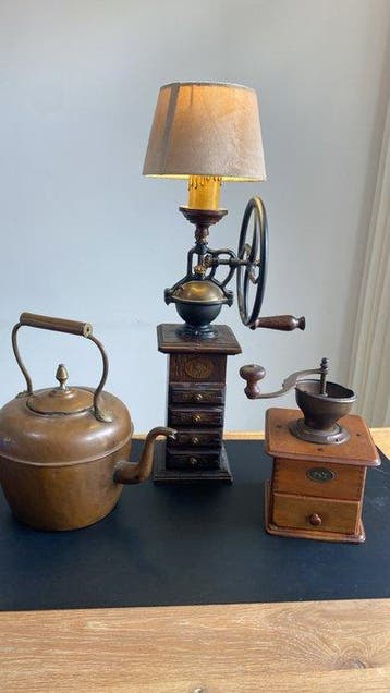 Koffiepot (3) - Koper, Hout - Unique Double Mark