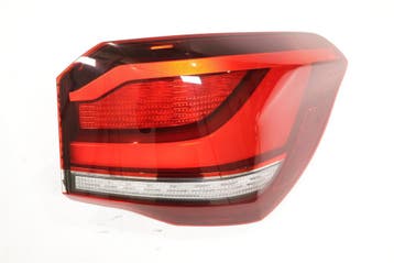 BMW X1 F48 LCI LED achterlicht rechts 63217477714 7477714, Ophalen of Verzenden, Gebruikt