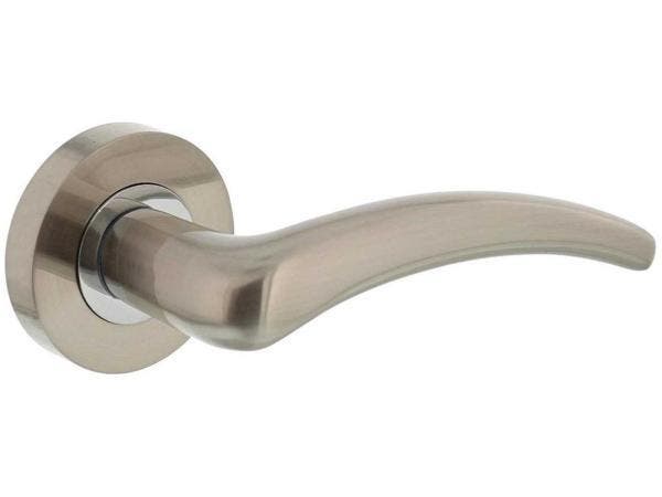 Veiling - 10x Intersteel deurkruk op rond rozet Matthijs, Doe-het-zelf en Verbouw, Hang- en Sluitwerk